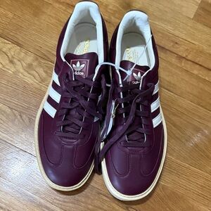Adidas Unisex  burgundy and off White Sneakers